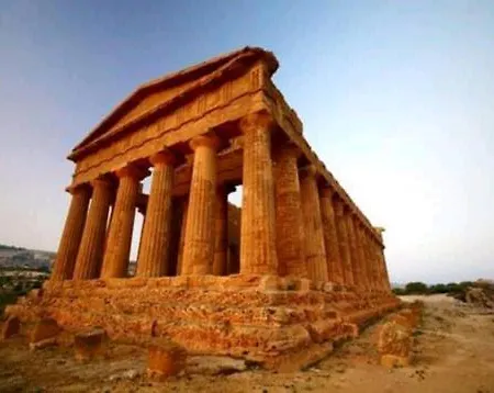 Panzió Locazione Turistica Domus Re Agrigento